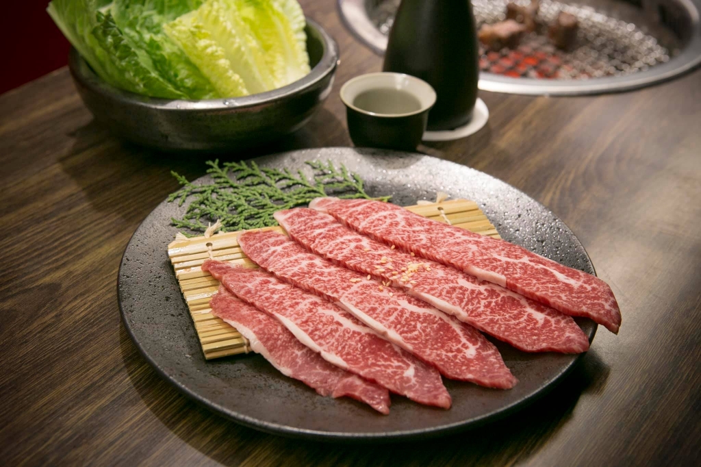 【台中捷運水安宮站】燒肉激戰區！屋馬燒肉、燒肉風間都在這站！從平價吃到飽到高檔和牛都有得吃！