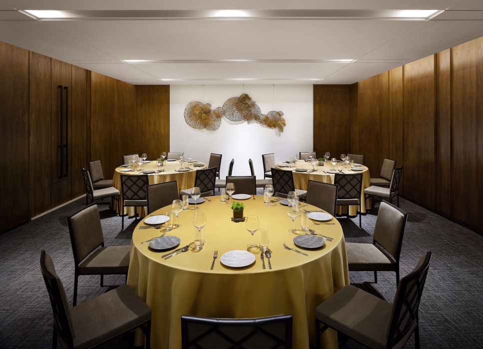 台中尾牙春酒推薦｜台中萬楓酒店西式宴席專案：一桌成席，優雅舉杯慶祝年度盛事