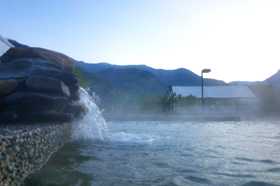 苗栗深山秘境竟藏美人湯　日本人驚：比我們溫泉還要好