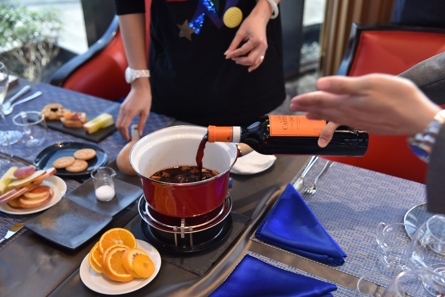 聖誕氣氛圍繞雙橡園1617 營造暖心嘉年華會