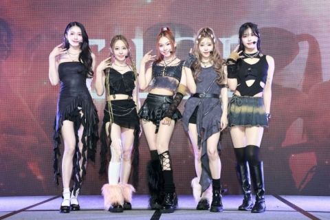 《未來少女》最終場舞台冠軍隊日光之橙小分隊「ELL&s」正式出道！