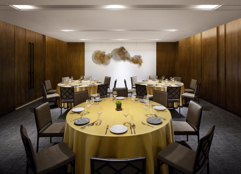 台中尾牙春酒推薦｜台中萬楓酒店西式宴席專案：一桌成席，優雅舉杯慶祝年度盛事