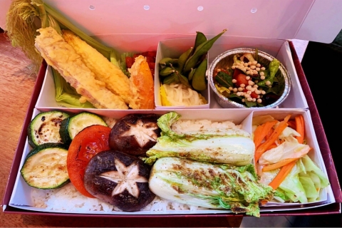 一膳客製炭造蔬食餐盒　「五色飲食」保養身體補充元氣